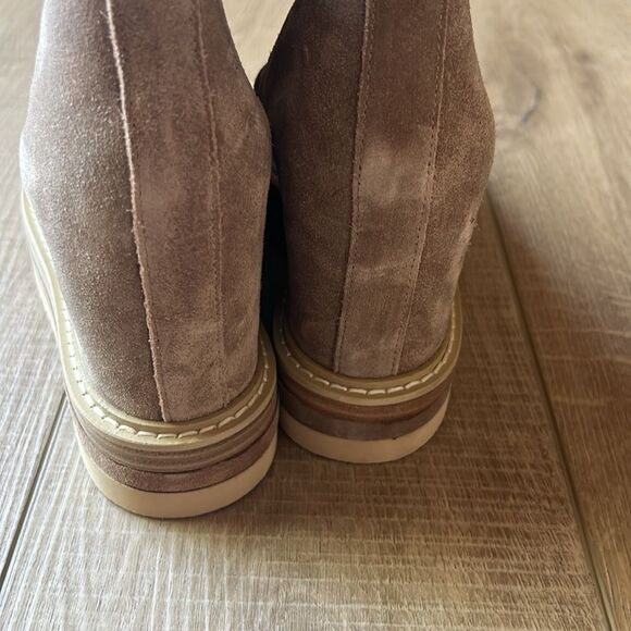 Vince Camuto Suede Omassa Wedge Boot US 7.5 - Picture 3 of 6